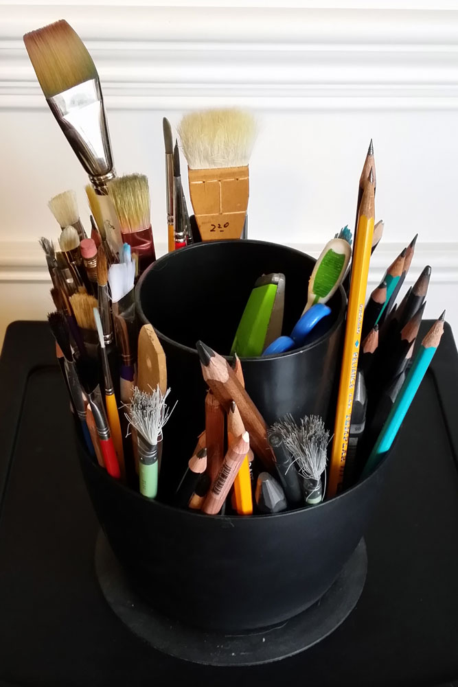 9 Innovative Ways to Organize Your Art Supplies » Mega Pencil